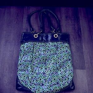 Vera Bradley -Large Tote with Wallet and Small Makeup Pouch